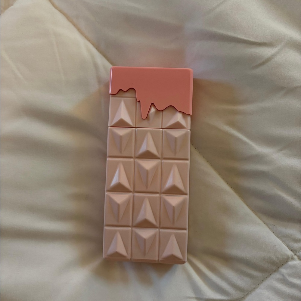Pink Drip Chocolate Bar perfume